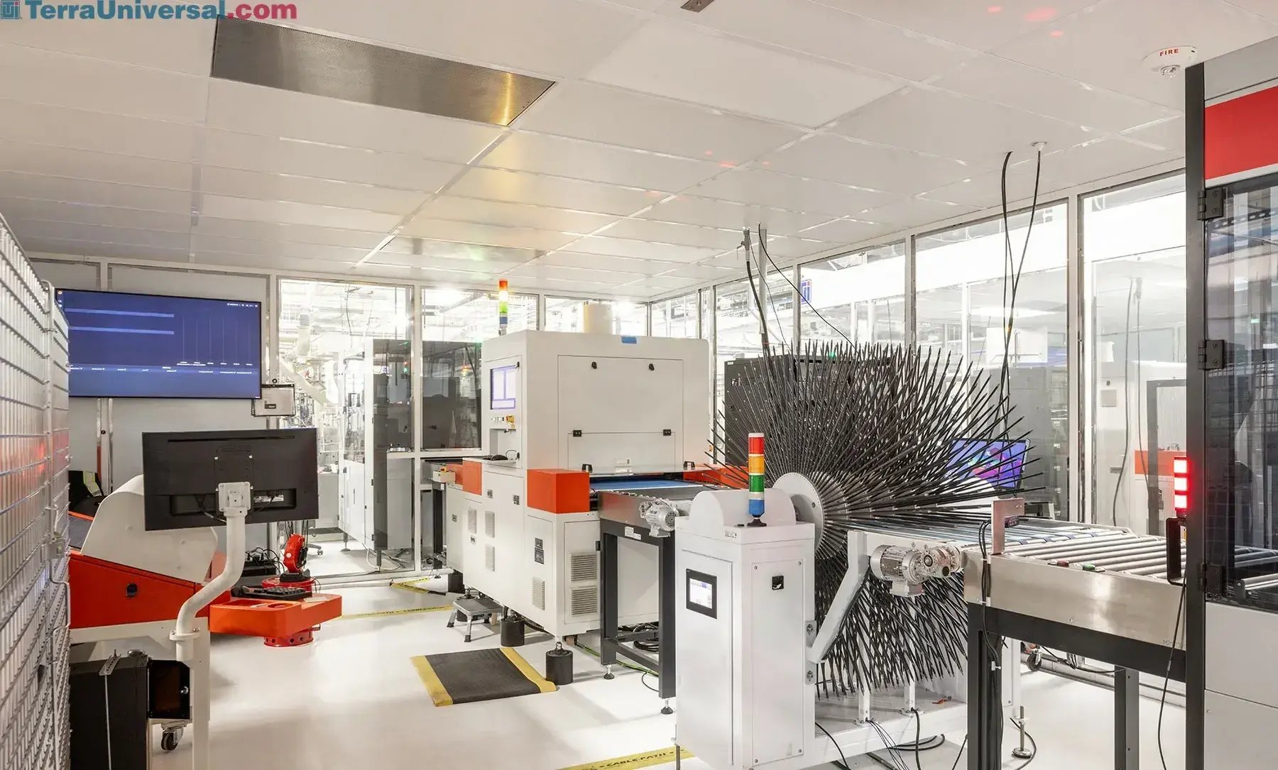 PCB Lithography Manufacturing Cleanroom Suite-JRP_TUL_01_1059-Edit-4